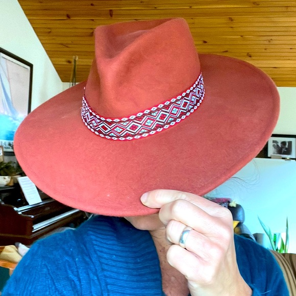 COPY - Wool felt hat - rust, embroidered ribbon - Picture 2 of 2